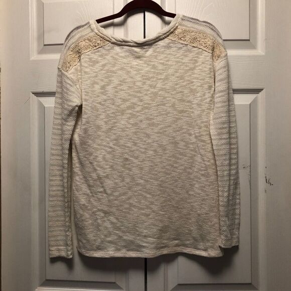 One September Heirloom Crochet Sweater - Picture 5 of 8